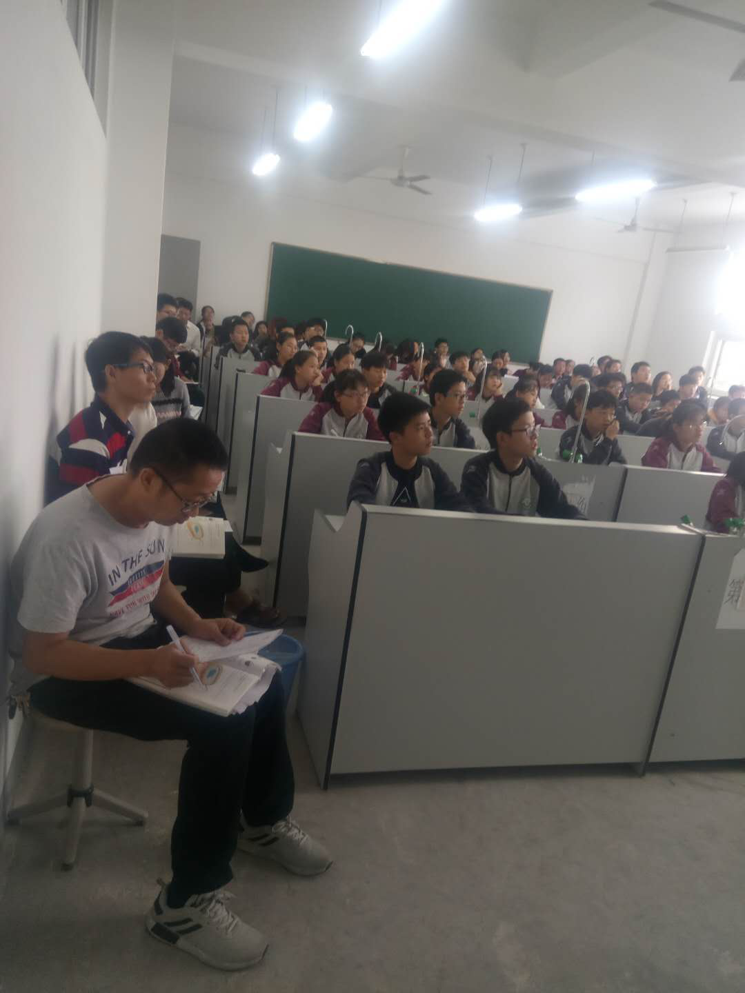图片4.png 图片4.png